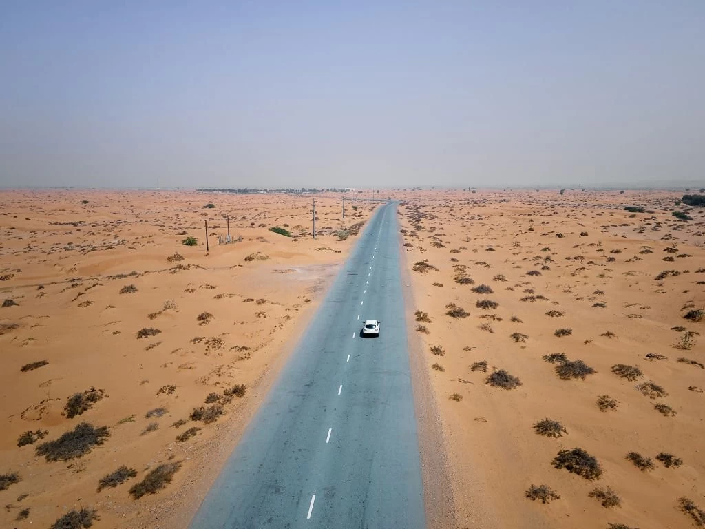 جاده های بیابانی دبی