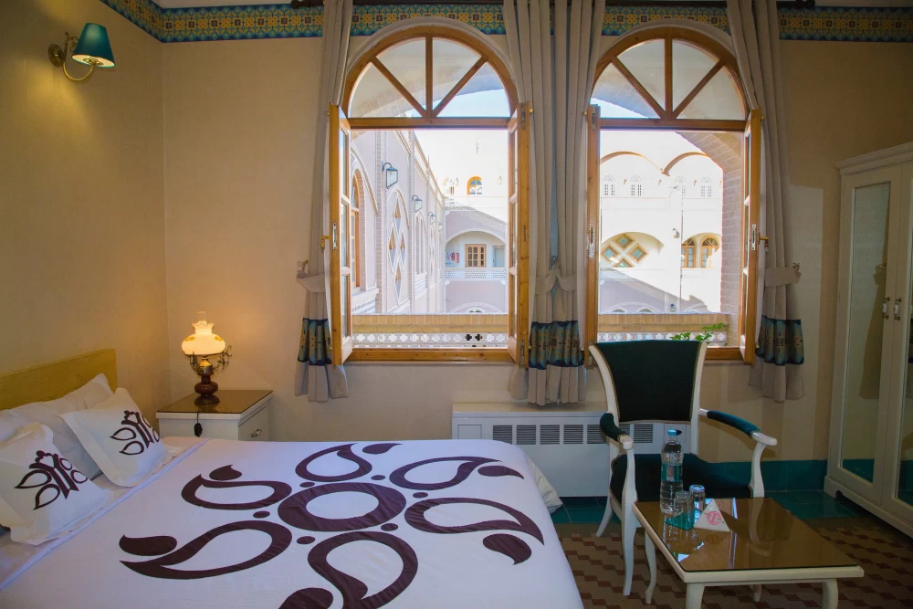 Dad Hotel/ هتل داد