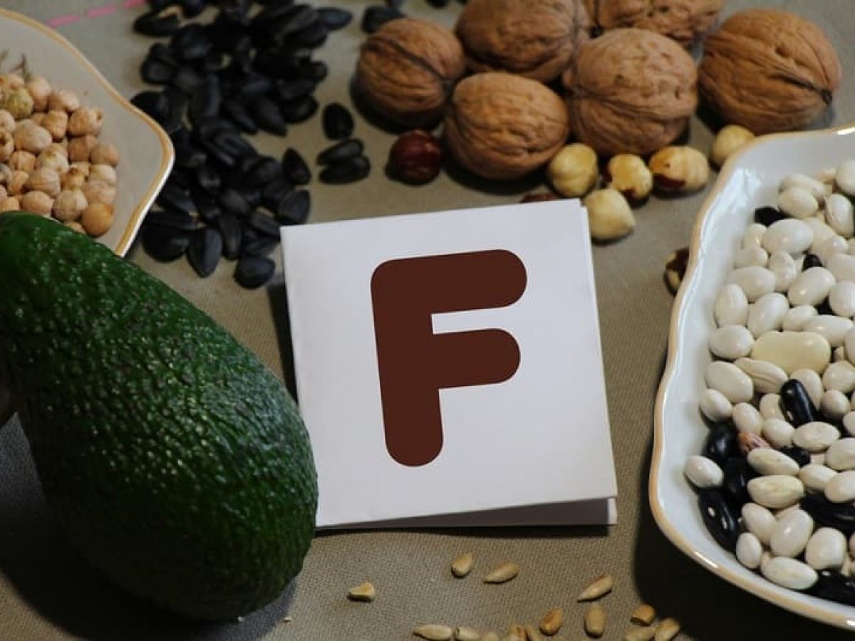 فواید ویتامین F