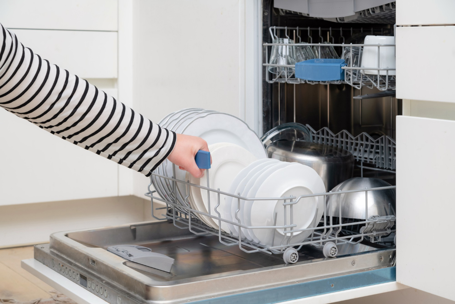 چند راهکار برای جرمگیری ماشین ظرفشویی
