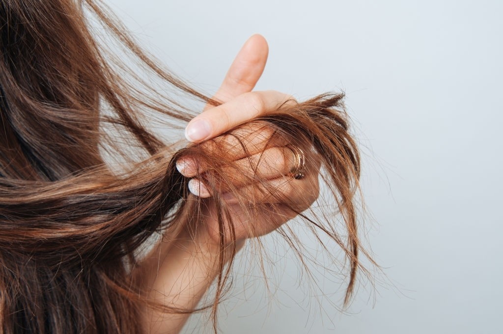 مزایا و عوارض ریباندینگ مو چیست؟ 