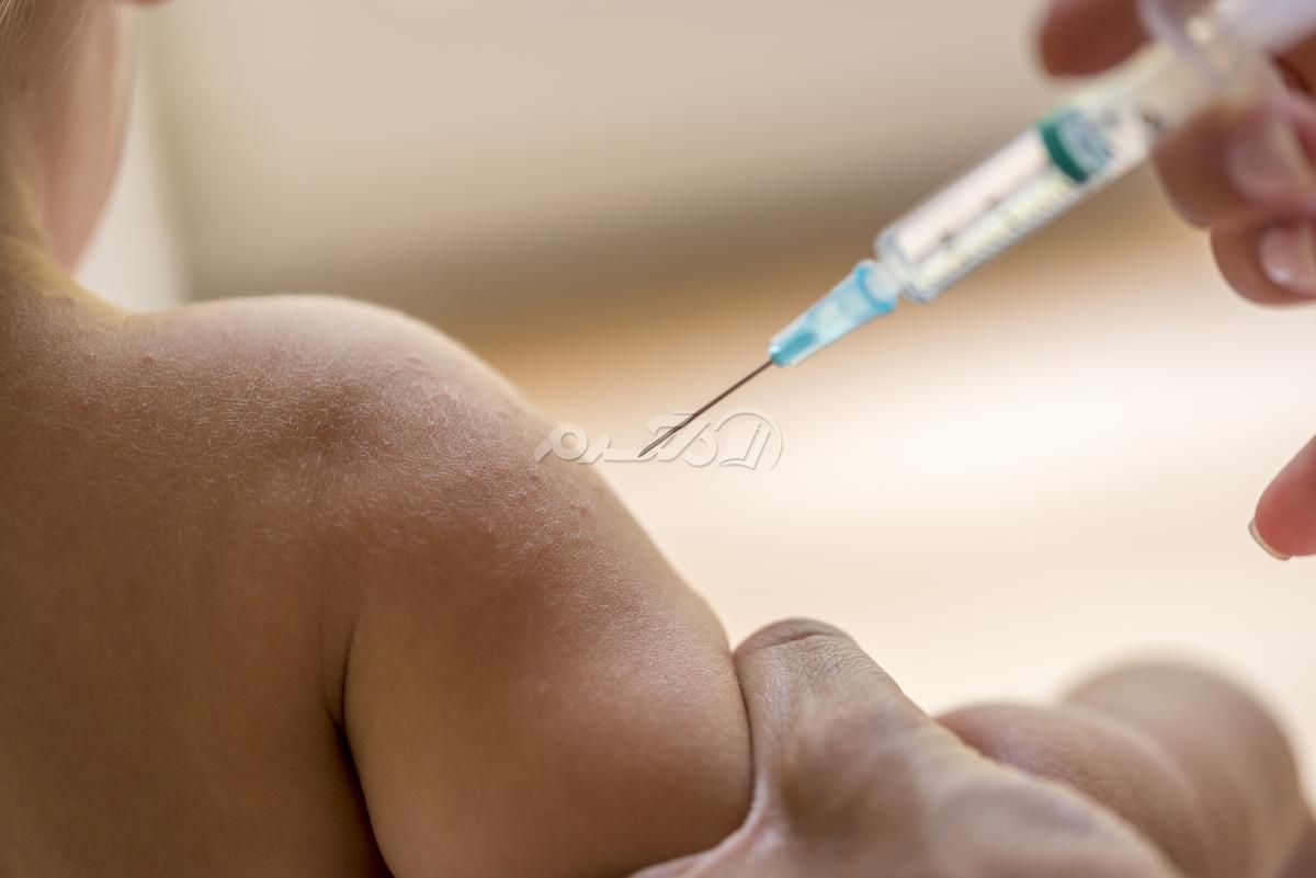  مراقبت های بعد از واکسن دو ماهگی نوزاد