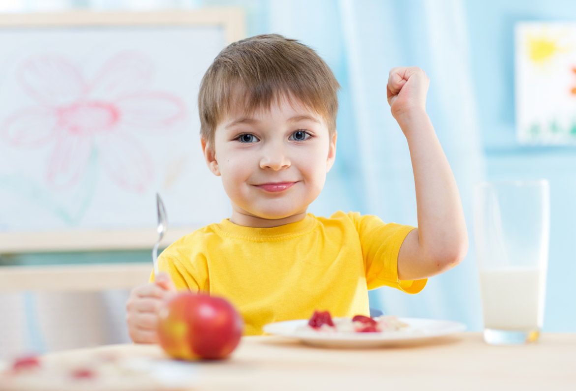 چرا تغذیه کودک در سن رشد اهمیت دارد؟