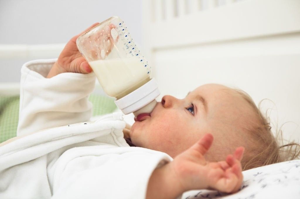 شیر خوردن عصبی نوزاد