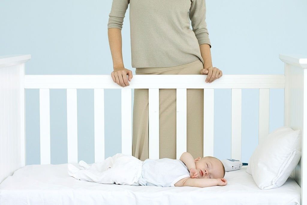 راهنمای خرید تخت خواب نوزاد
