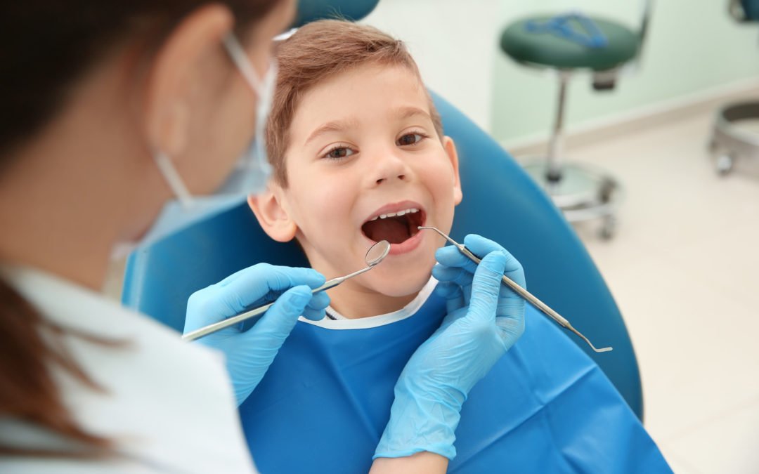علت شکستن دندان در کودکان