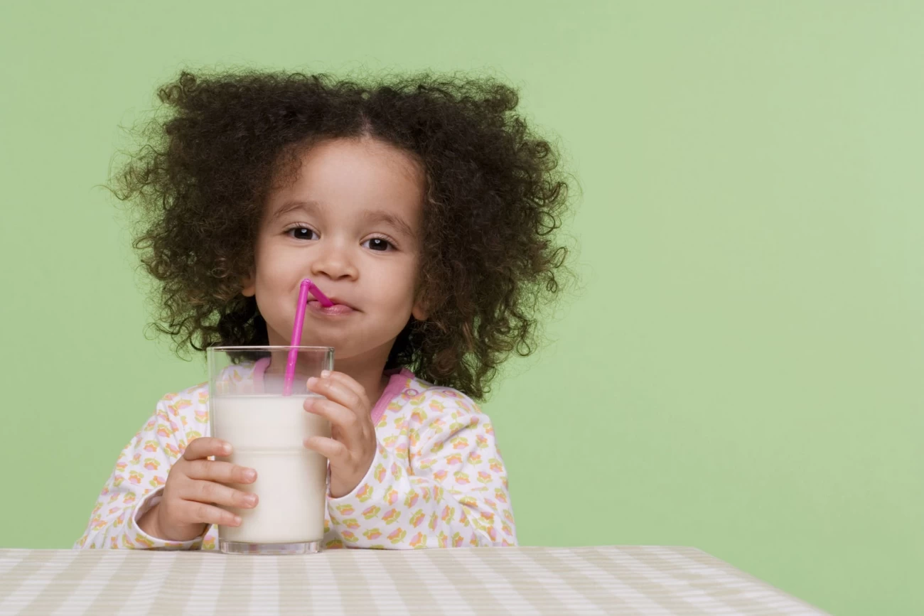 راههای تشویق کودک به شیر خوردن چیست؟