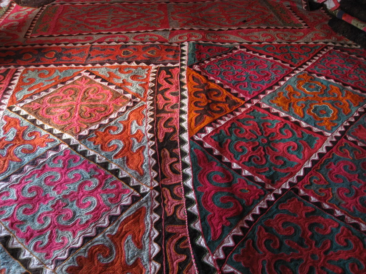 کاربرد فرش نمدی