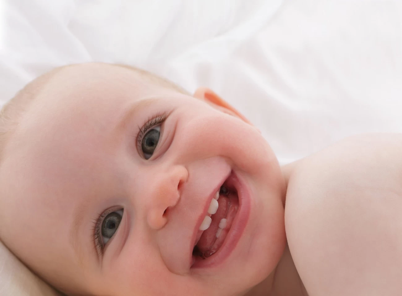 کدام دندان کودک دائمی است و چه زمانی رویش پیدا می کند؟