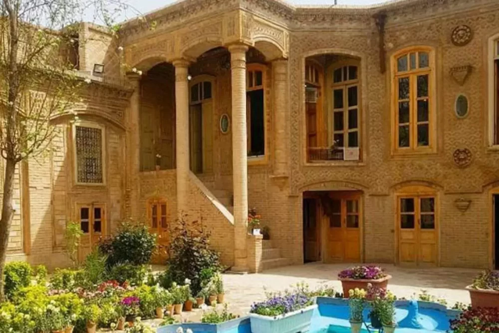 راهنمای بازدید از خانه داروغه