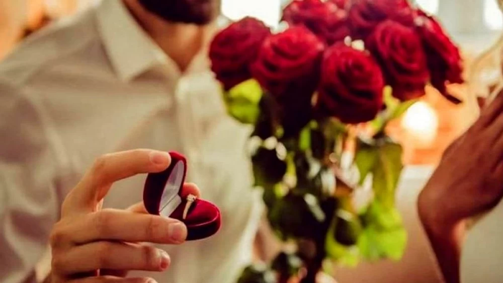 چگونه با احترام خواستگاری کنیم ؟
