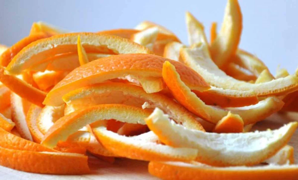 چطور قبل از پخت قیمه نثار تلخی پوست پرتقال را بگیریم ؟