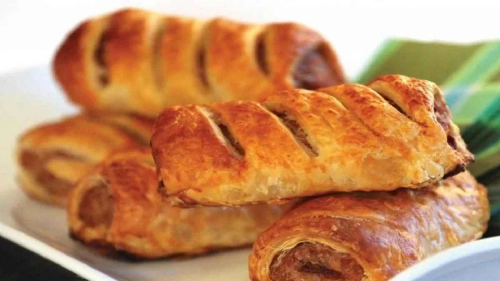 طرز تهیه اشترودل مرغ و قارچ