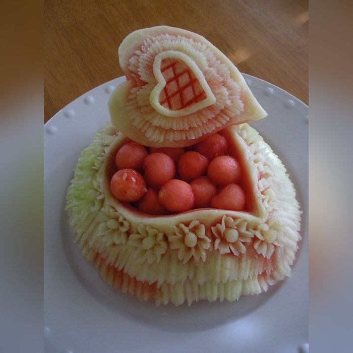 تزیین میوه شب یلدا برای مدرسه