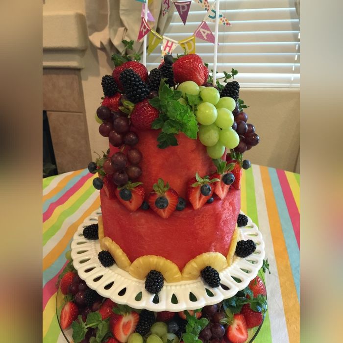 تزیین میوه شب یلدا برای مدرسه