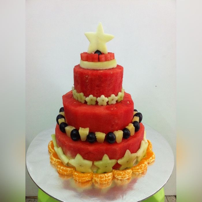 تزیین میوه شب یلدا برای مدرسه