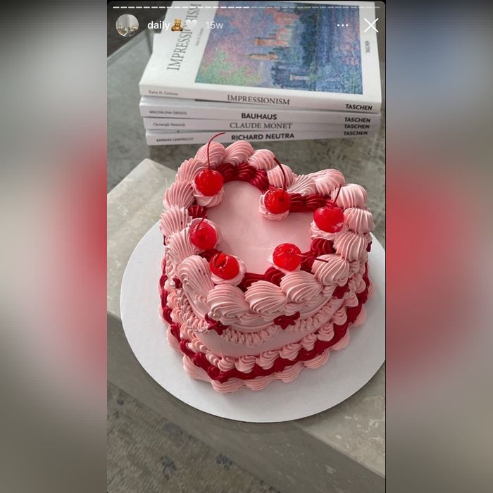 تزیین کیک با گیلاس 1401