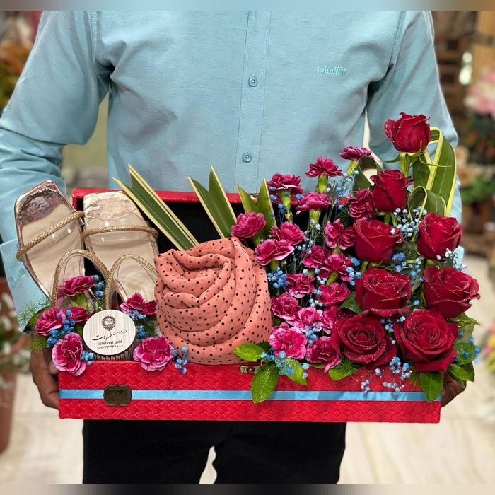 عکس گل و شیرینی مراسم خواستگاری فیک