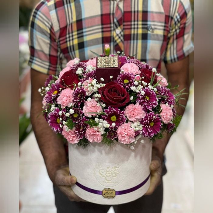 عکس گل و شیرینی مراسم خواستگاری فیک