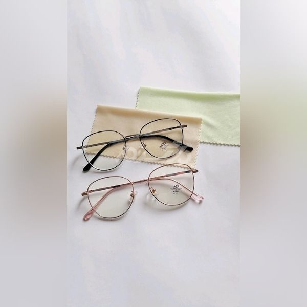 عینک های مد روز 1401 | عینک های مد روز دخترانه | عینک های طبی مد روز مردانه