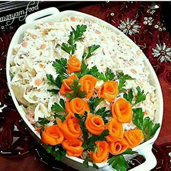 تزیین سالاد ماکارونی 1401 با وسایل ساده اما به حرفه ای ترین شکلهای روز