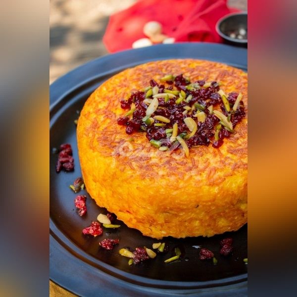 تزیین ته چین 1401 | تزیین ته چین گوشت | تزیین ته چین مرغ | عکس ته چین مرغ مجلسی