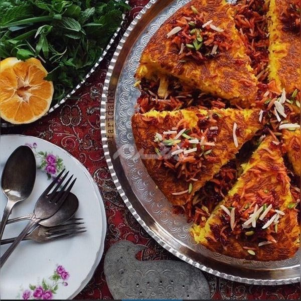 تزیین ته چین 1401 | تزیین ته چین گوشت | تزیین ته چین مرغ | عکس ته چین مرغ مجلسی