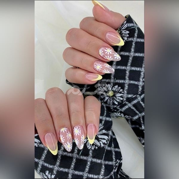 مدل ناخن طرح شکوفه 1401 | طرح شکوفه بهاری روی ناخن | ناخن طرح شکوفه