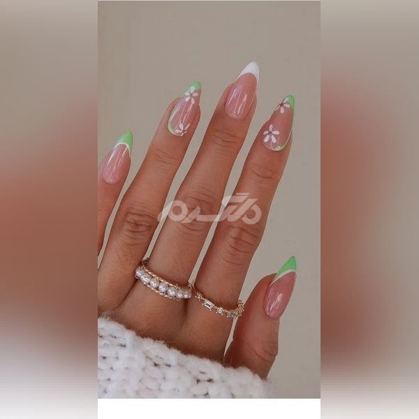 مدل ناخن طرح شکوفه 1401 | طرح شکوفه بهاری روی ناخن | ناخن طرح شکوفه