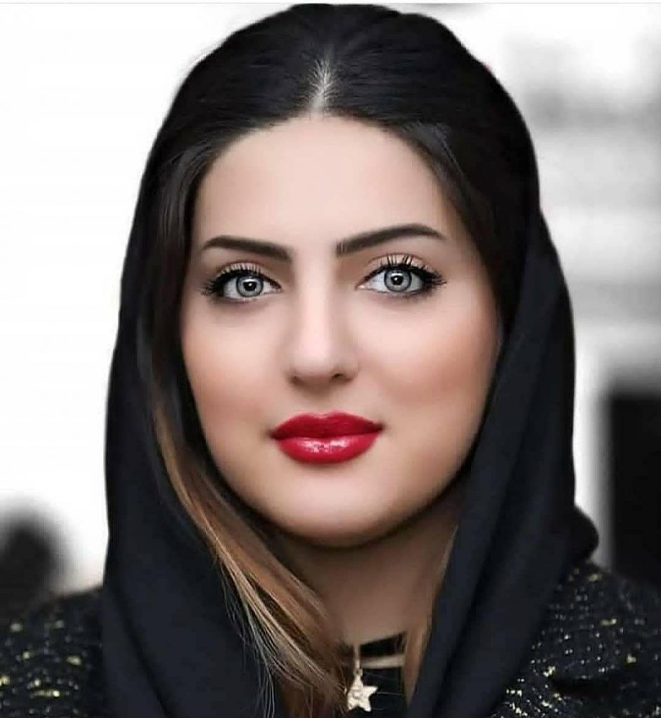 اندام ترکه ای بازیگر جذاب و چشم رنگی سینما و تلویزیون در دل طبیعت !