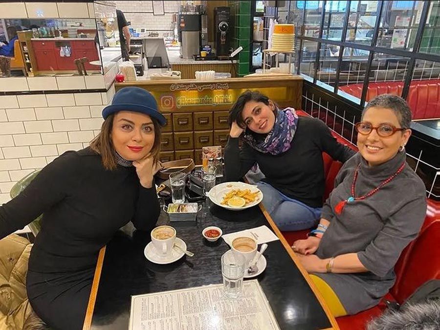 شل حجابی بازیگران معروف ایرانی خارج از ایران
