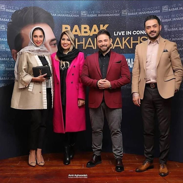 حضور مدلینگ محجبه ایرانی در کنسرت بابک جهانبخش حضور مدلینگ محجبه ایرانی در کنسرت بابک جهانبخش