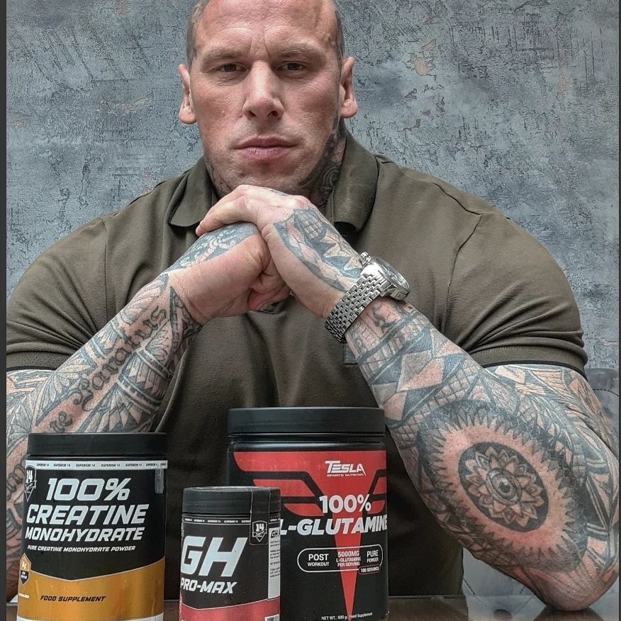 معرکه گیری جدید مارتین فورد بعد از هالک ایرانی میان کوچه و خیابان