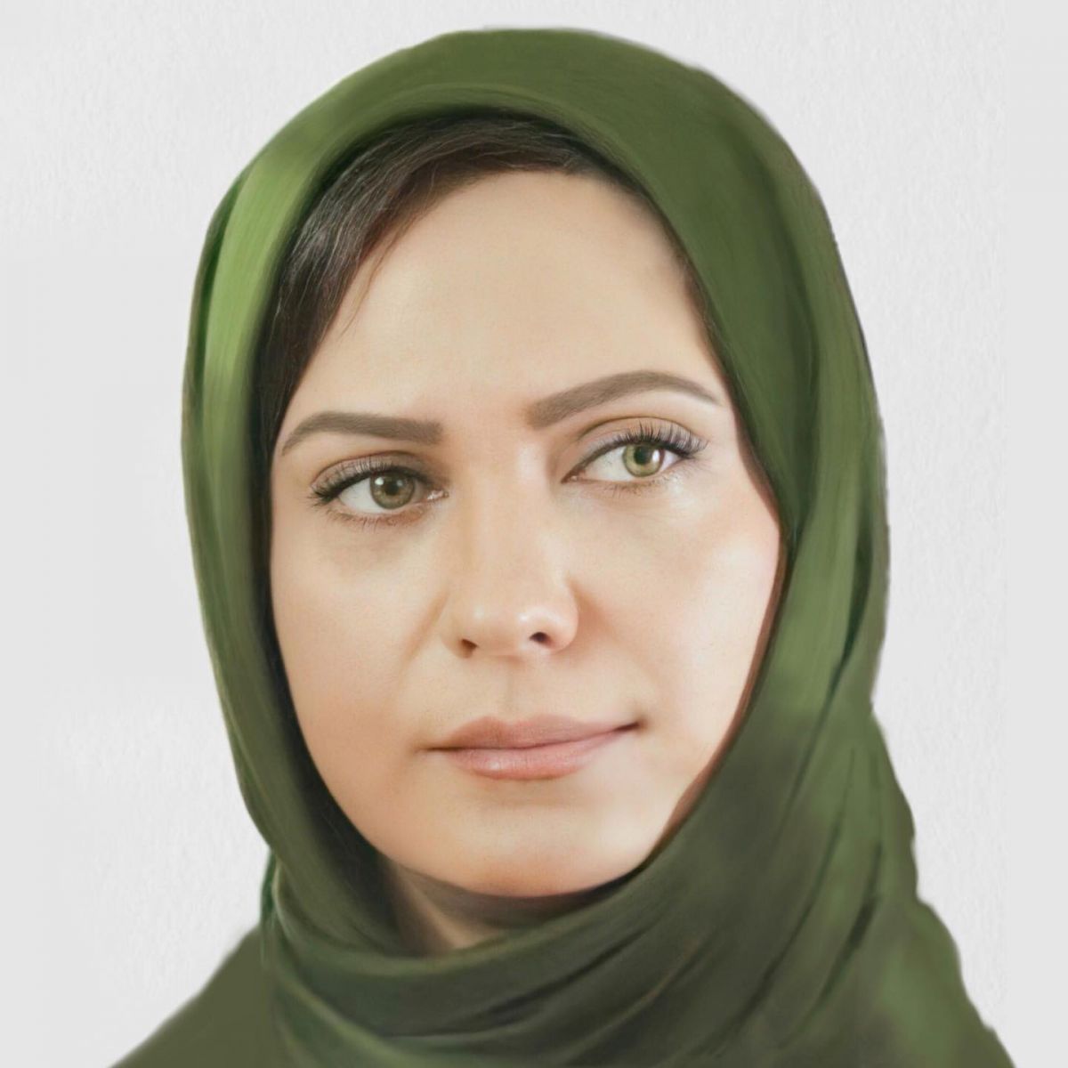 تیپ ساده و کاملا پوشیده لعیا زنگنه در سطح شهر