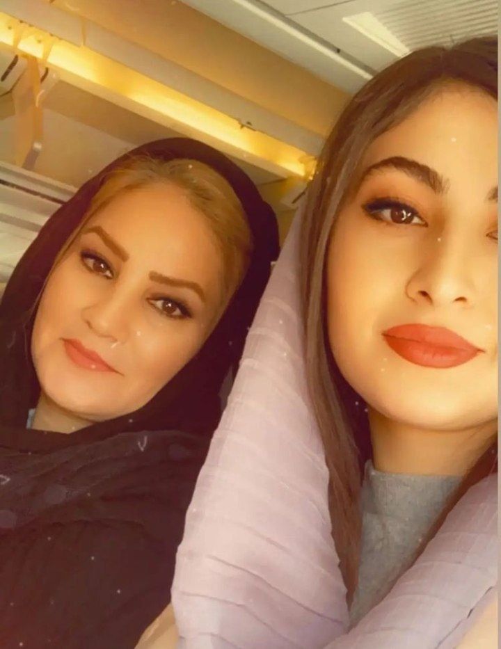 مریم مومن