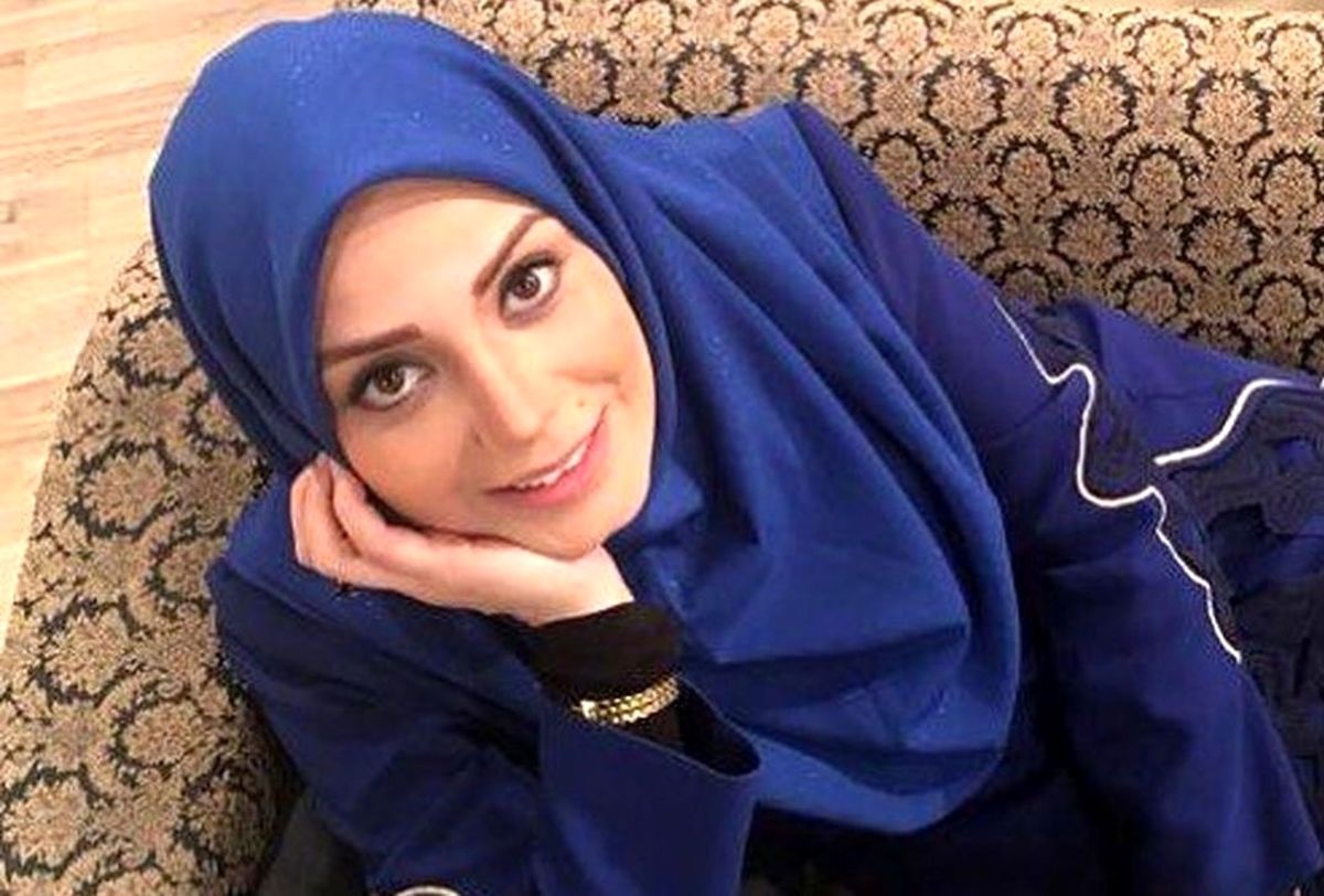 مجری سابق صداوسیما کنار بازیگران هالیوودی از بردپیت تا ... !!