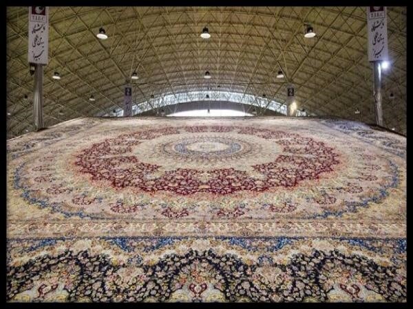 معرفی بزرگ ترین فرش دستباف جهان
