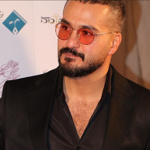 میلاد کی مرام در ورزشگاه