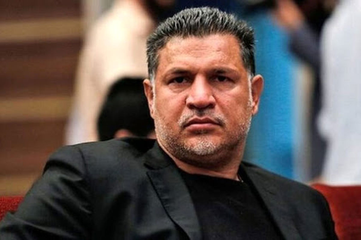 کودک پروانه ای در دفتر علی دایی