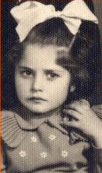 کودکی هما روستا
