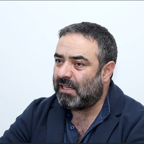 موبلندترین بازیگر صدا و سیما با سری کچل و طاس / کدوم بیشتر بهش میاد ؟!