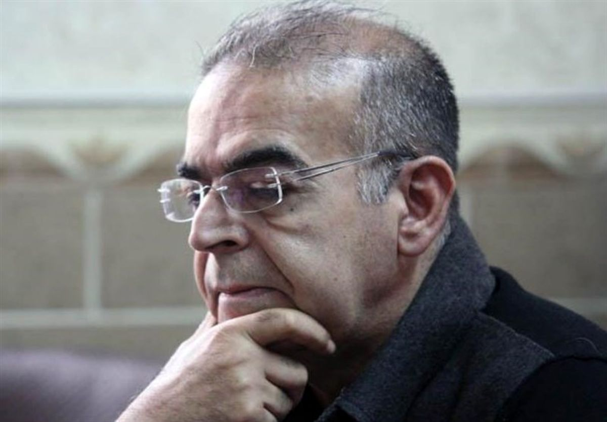 آیا قدرت تشخیص این چهره خوش تیپ با موهای پر پشت و بلند را دارید ؟