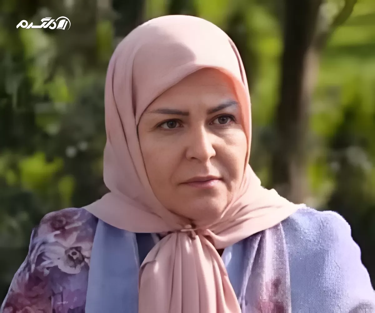 مروارید جعفری بازیگر و دختر اکرم محمدی