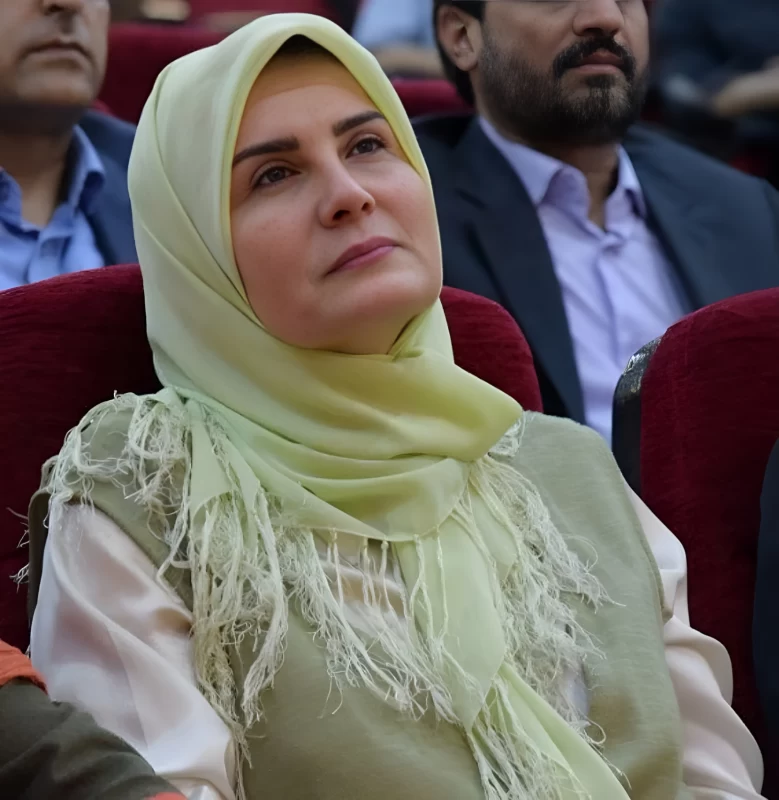 انگلیس حرف زدن گیتی خامنه