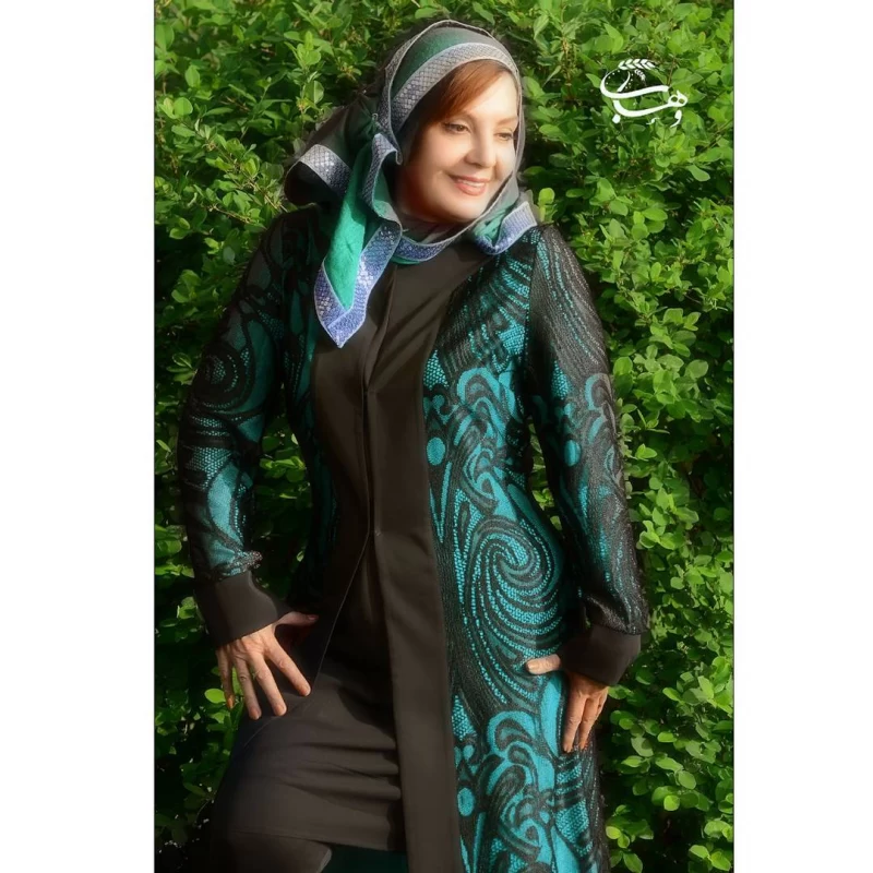 جوانی زهره حمیدی