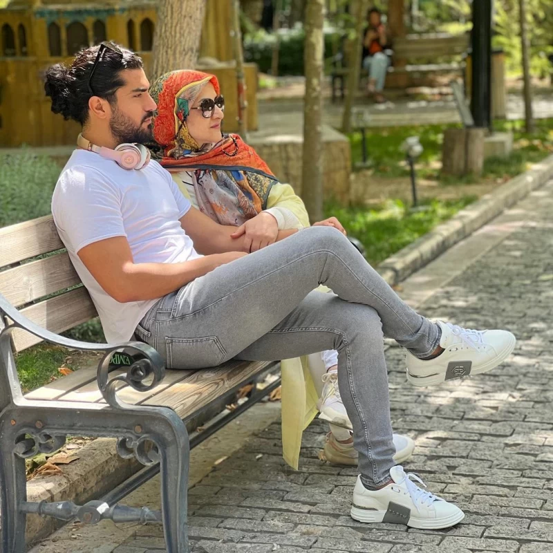 سینا مهراد در روز مادر