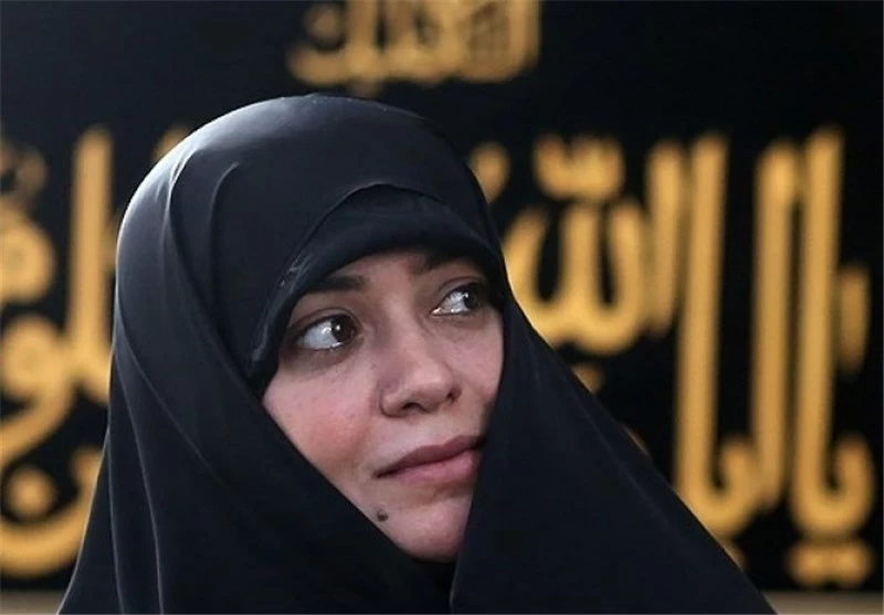 صحبت های خلبانی الهام چرخنده با کدهای سری در یک هواپیما !!