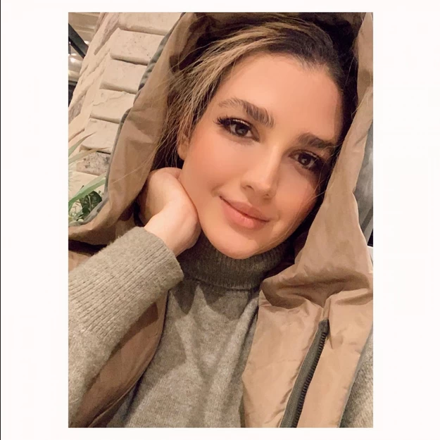 مدلینگ روژان آریا منش