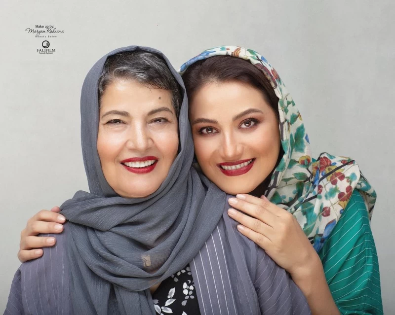 مادر شبنم مقدمی