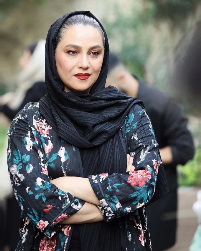 مادر شبنم مقدمی